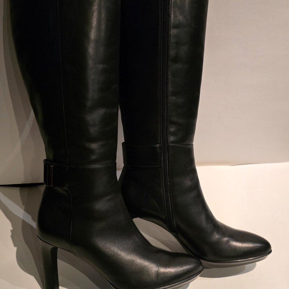 Aquatalia Black Leather Knee-High Boots – Size 8.5 (Worn Once)